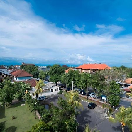 Hadi Poetra Hotel Kuta  Exterior photo