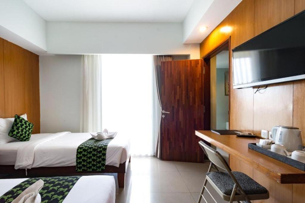Hadi Poetra Hotel Kuta  Exterior photo